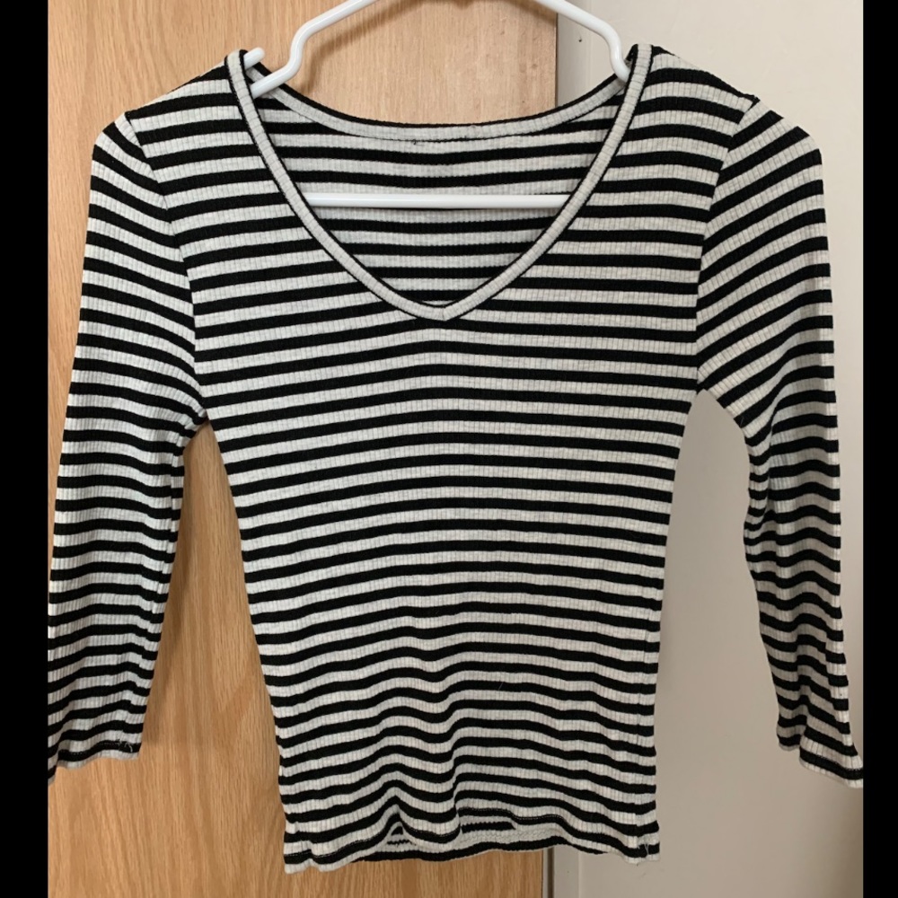 Striped half sleeve shirt